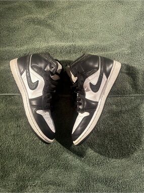 Nike Air Jordan 1 Mid SE Shoes Off Noir Panda Elephant FB9911-001 Men’s Size 8.5